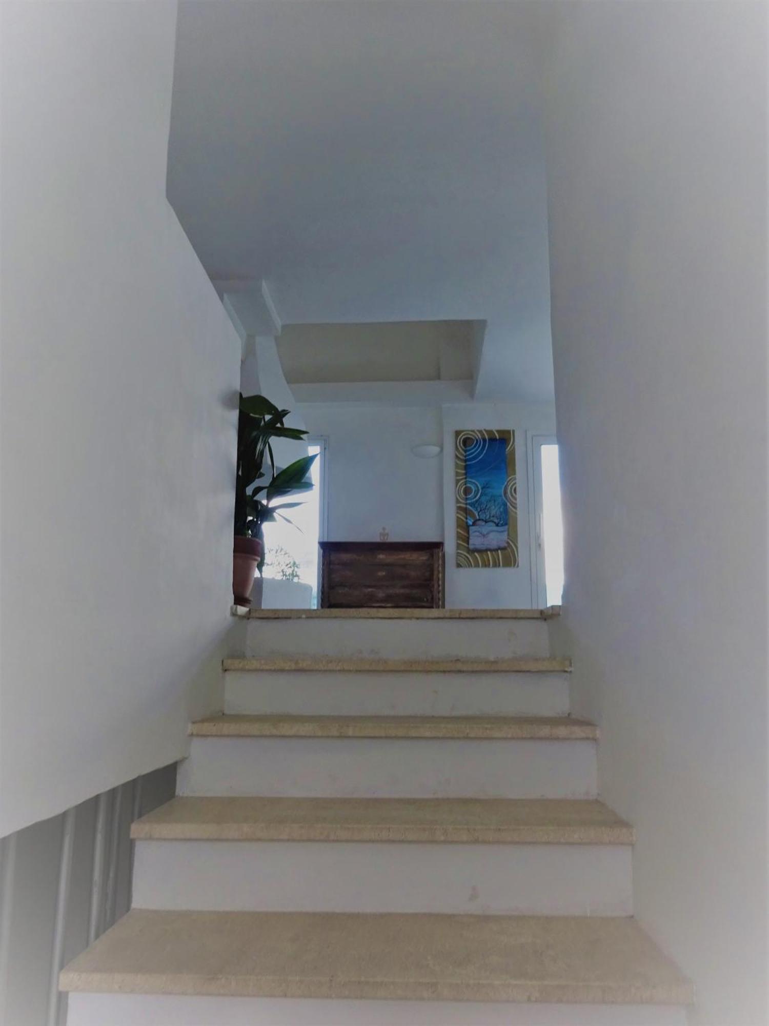 White - San Pantaleo Apartment Ngoại thất bức ảnh