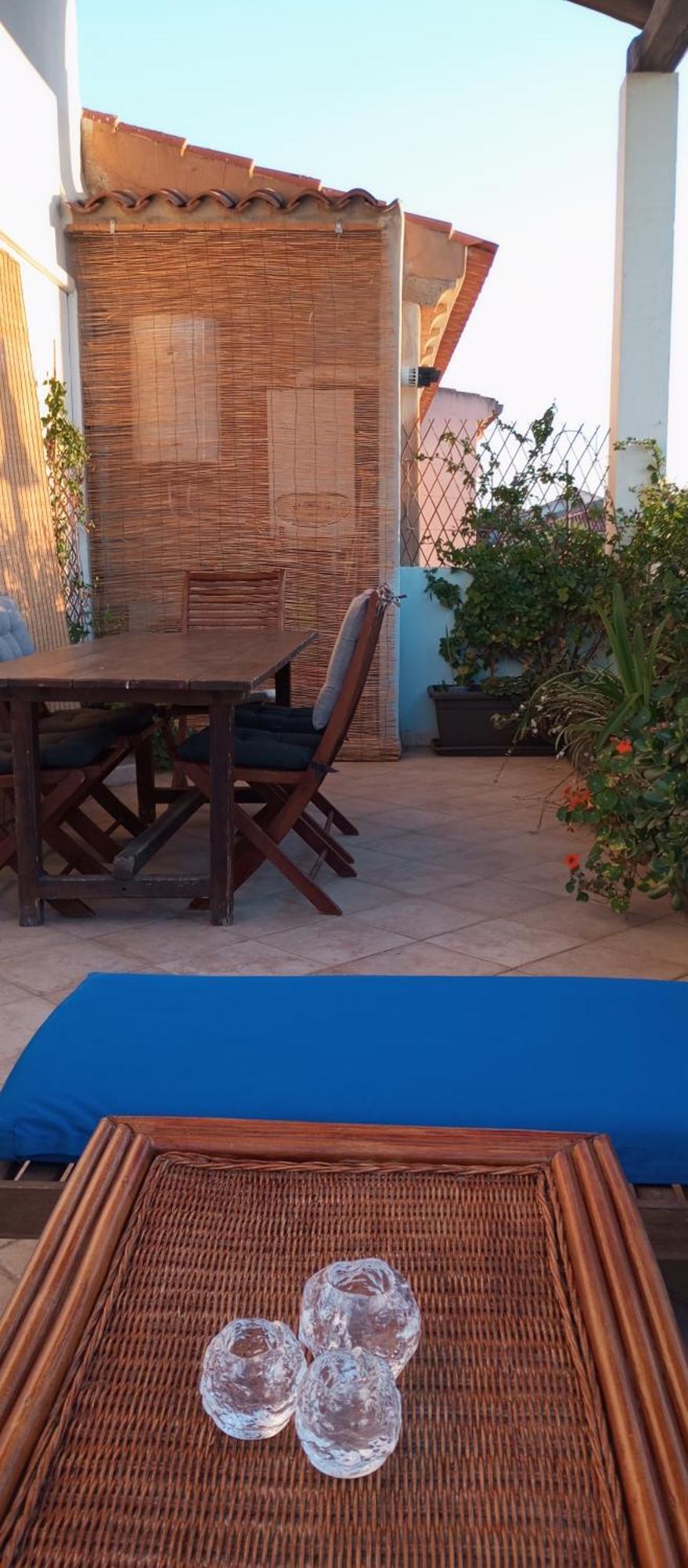 White - San Pantaleo Apartment Ngoại thất bức ảnh